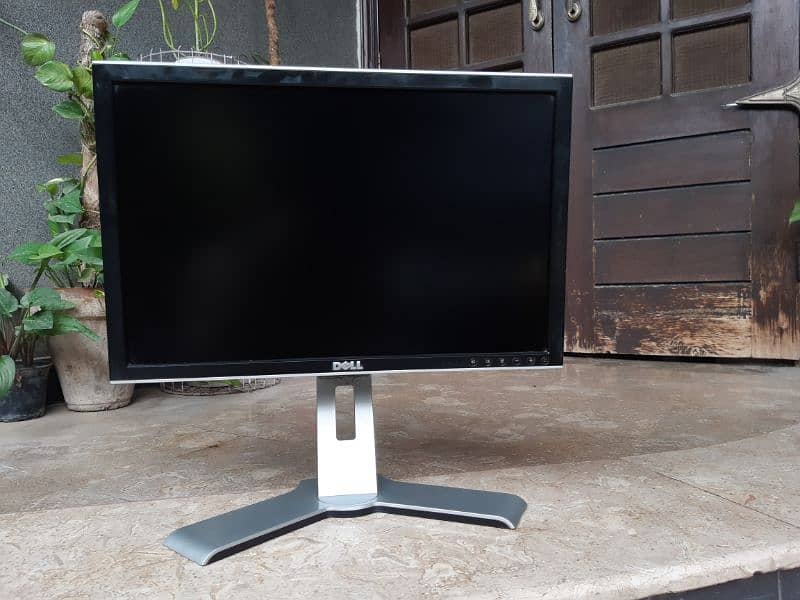 dell 20 inch LCD monitor 3