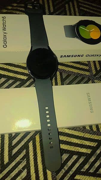 Samsung Galaxy 5 watch 0