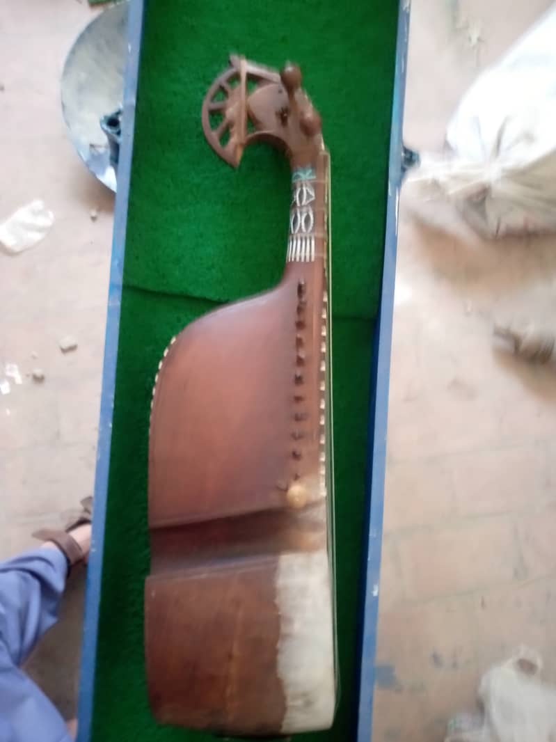 Rabab 27 inch 1