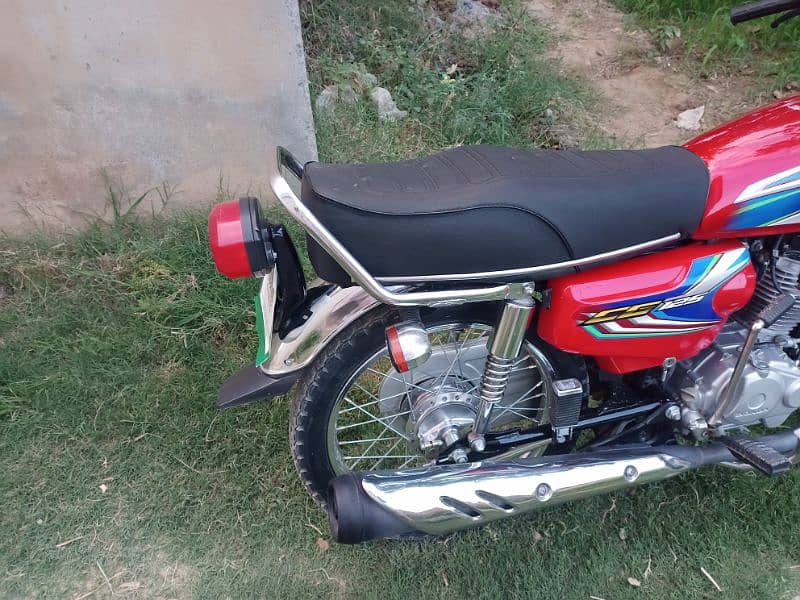 honda 125 argant for sell 22modal open chet conditions 10/10 1