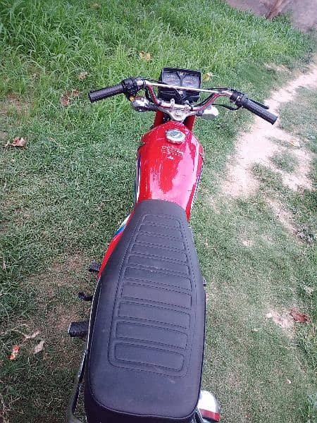 honda 125 argant for sell 22modal open chet conditions 10/10 7