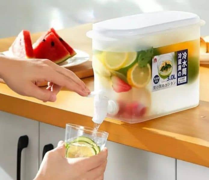 manual fruit juicer 0