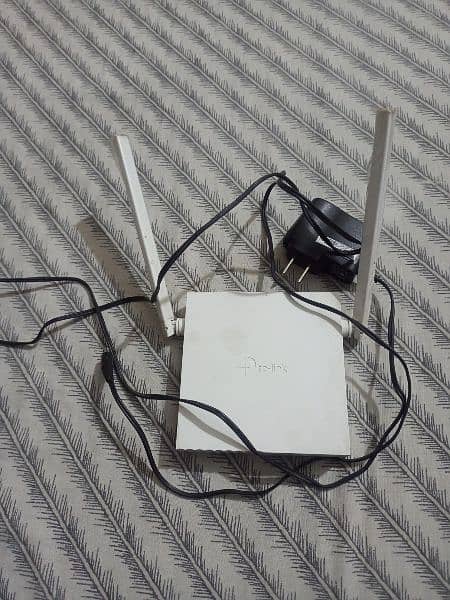 tplink WiFi router 820n working condition 1