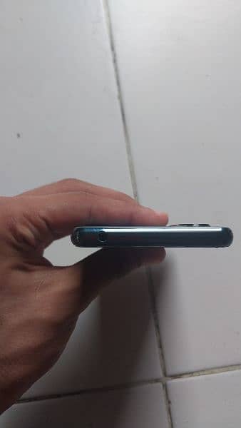 Sony Xperia 5 mark 3 Non pta 10 by 10 condition 7