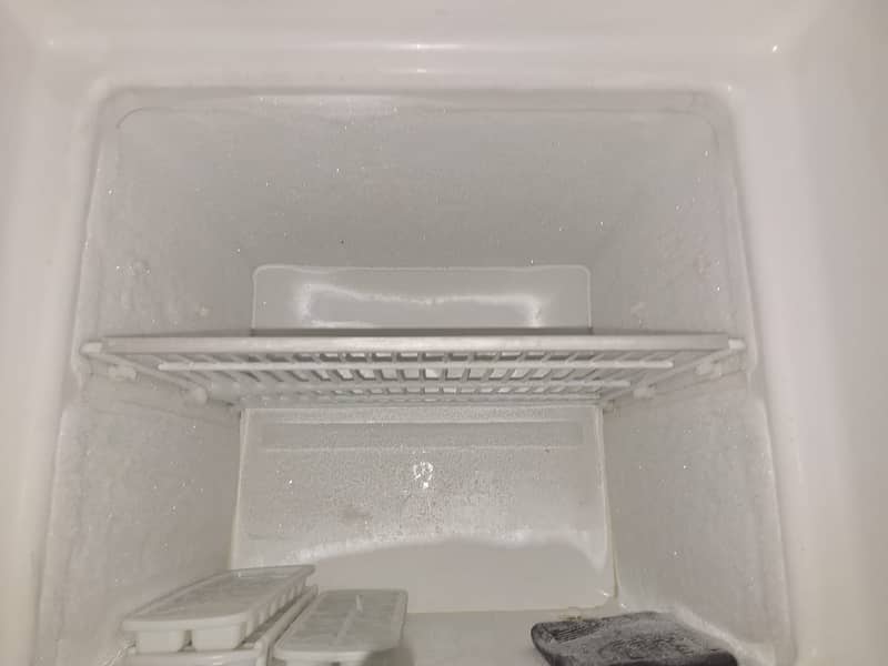 Refrigerator full size 3