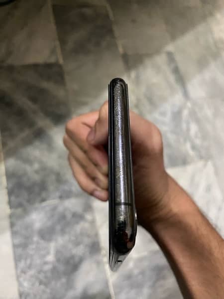 Iphone XS MAX (Dual PTA APPROVED ) 4
