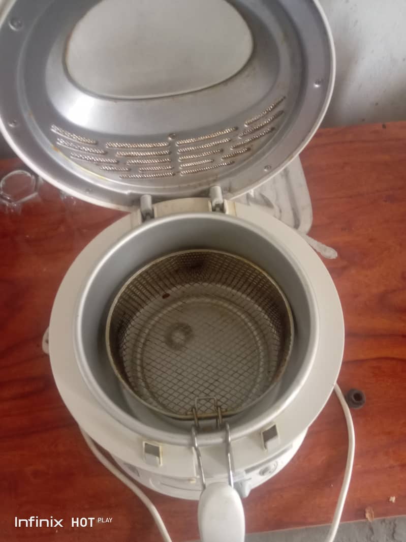 Air Fryer only 5 months used 1