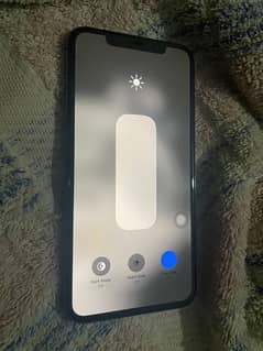 iphone11pro max 256,non active pannel channge urgent sale