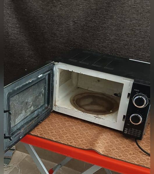 Dawlance Microwave For Sale 3