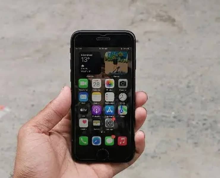 iPhone 7 black 0