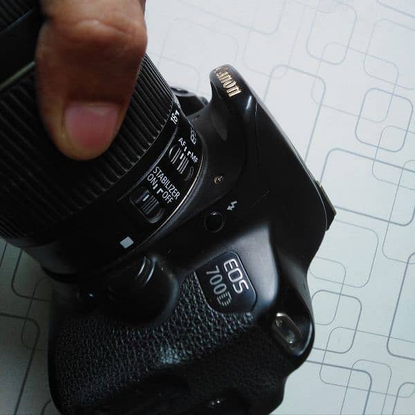 Canon EOS 700D DSLR camera for sale - Good condition 0