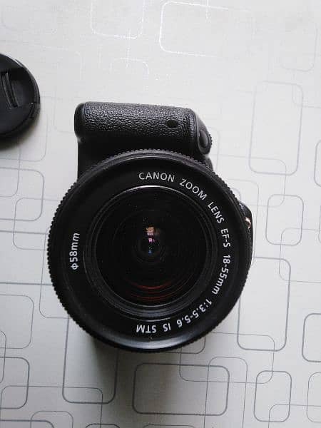 Canon EOS 700D DSLR camera for sale - Good condition 1