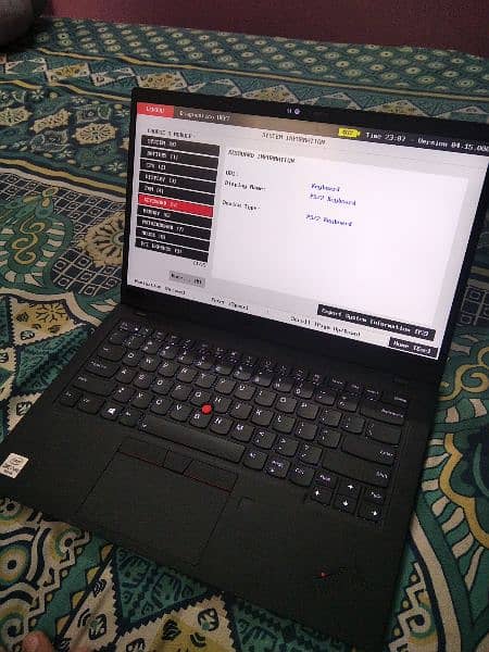 Lenovo X1 carbon corei7 10thgen 16gbram 512nvmessd 14inch fullhdscreen 8