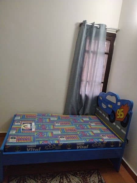 Kids bed with mattress 3