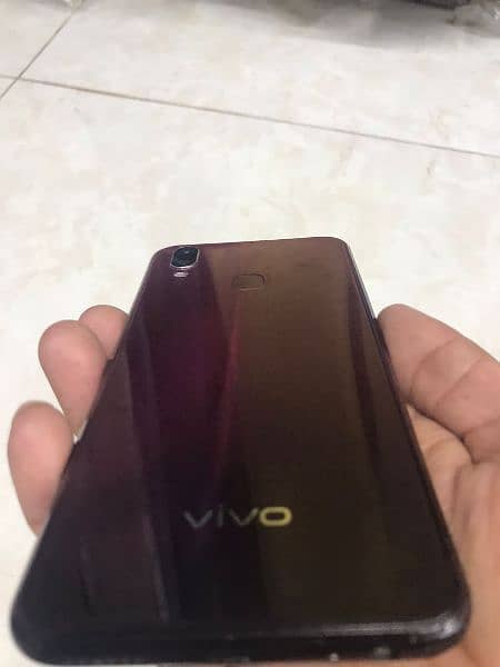 Vivo Y11 3