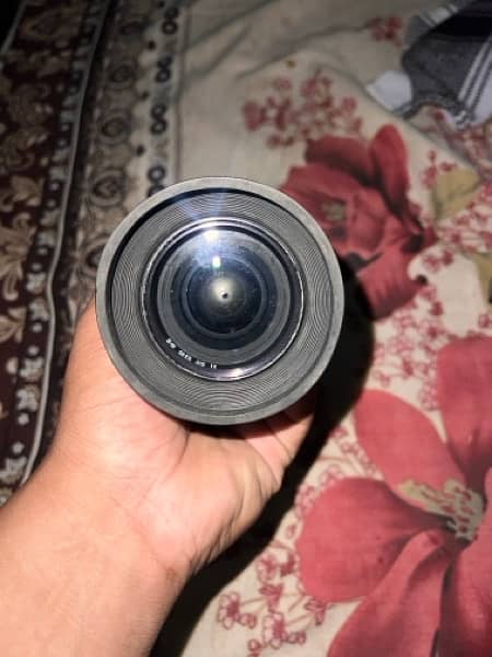 pentax camera lense and flash 5