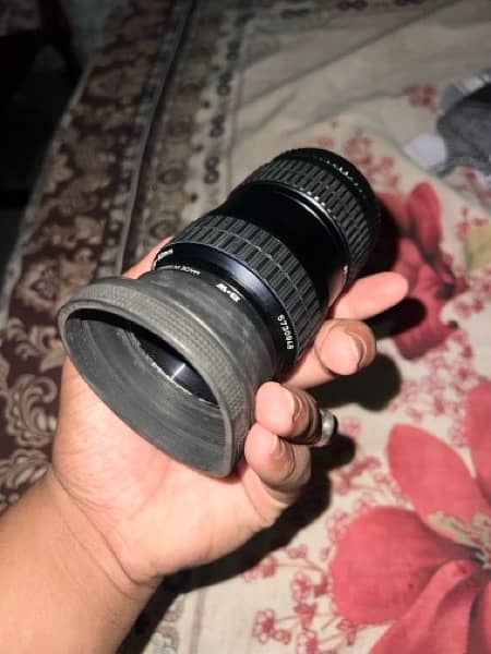 pentax camera lense and flash 8