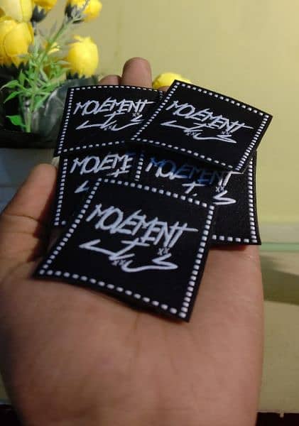 Woven labels 0