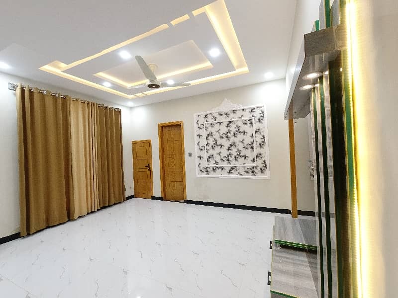 A On Excellent Location 700 Square Feet Flat Has Landed On Market In G-11/4 Of Islamabad 0