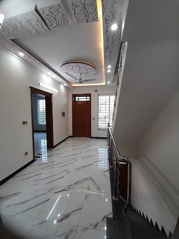 4 Marla Upper Portion Available for Rent In G-14 Islamabad 4
