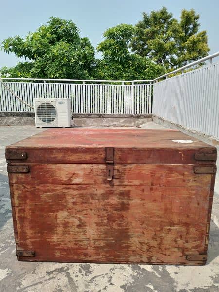 Antique Solid Wood/ SADOOQ/Peti 0