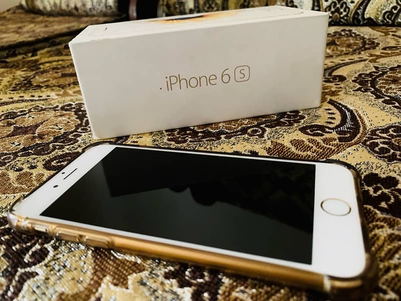 iPhone 6s 64 GB official pta approved 0