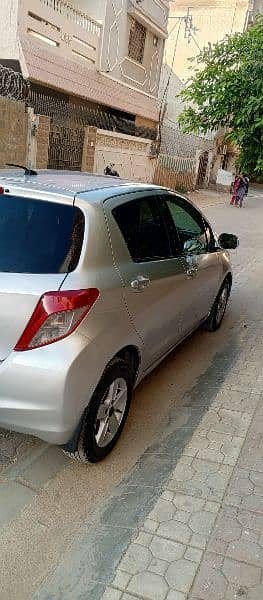 Toyota Vitz 2011/2014 mint condition 3