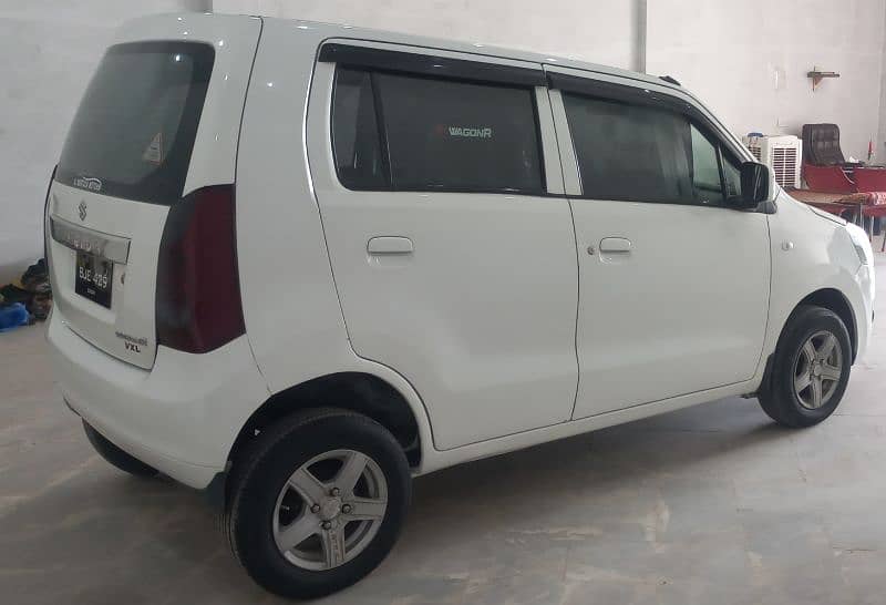 Suzuki Wagon R 2017 4