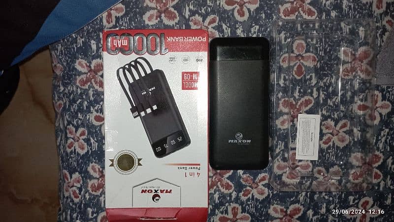 Maxon 10000 mah power bank 0