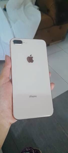 iPhone 8 Plus (64 GB) 2