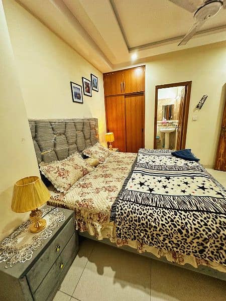 1 BHK luxury For Daily Rent, best Option 4 Families, Couples in E-11/2 5
