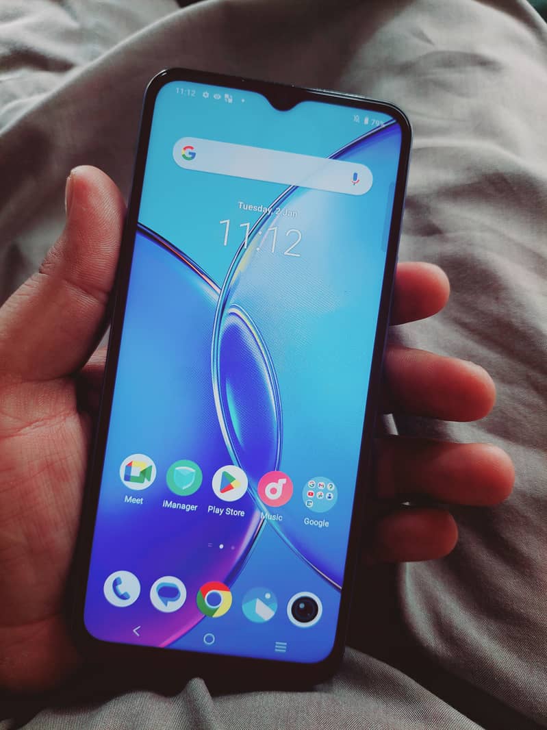 Vivo Y17s 4