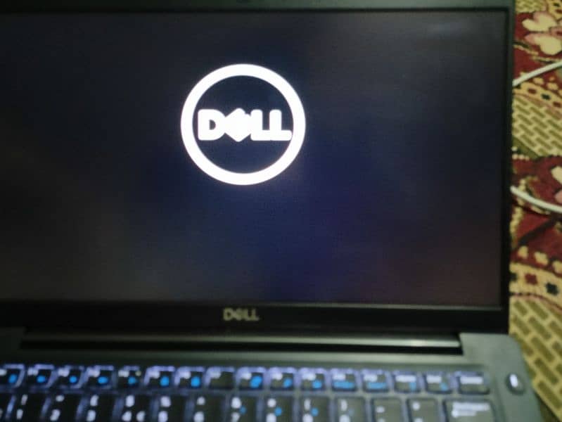 dell latitude 7390 core i5 8th gen 16gb ram nvmv and 256gb nvmv hard 2