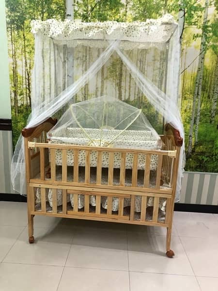 Wooden Babycot for sale 0