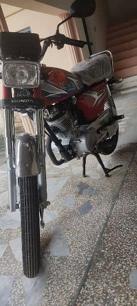 Honda CG 125 2023 3