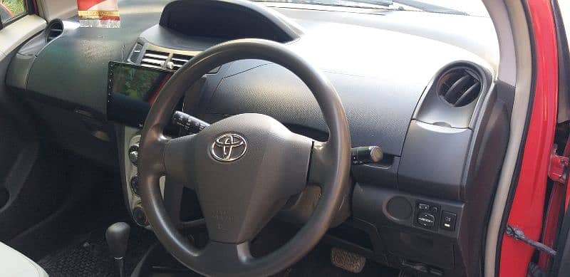 Toyota Vitz 2005 16