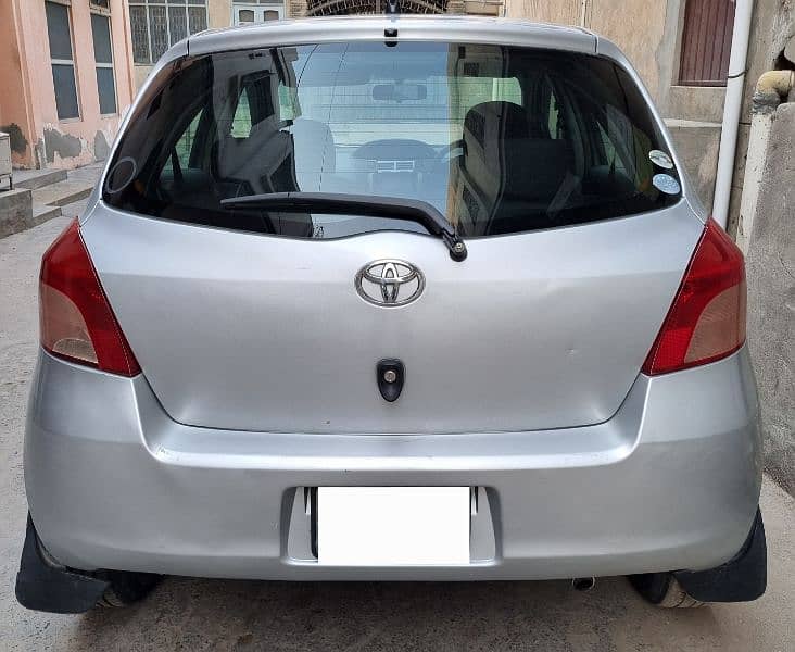 Toyota Vitz 6