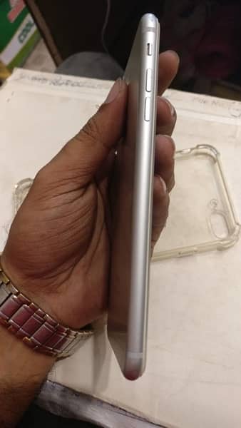 Iphone 7 plus 128gb Factory Unlock Official PTA Approved 3