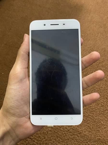 vivo y66  4gb 64gb with box and charger 1