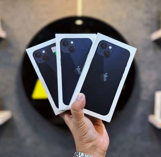 iPhone 13 simple Jv box pack 128GB black colour 0