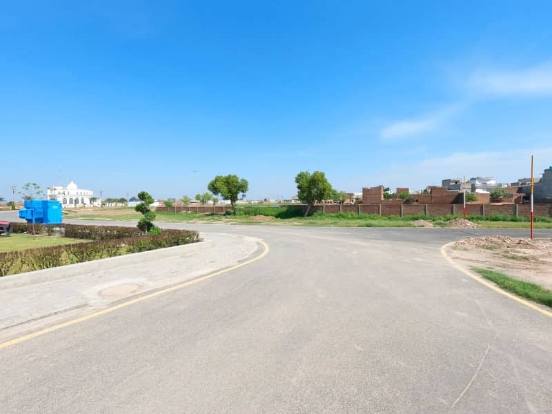 5 Marla Residential Plots For Sale In Al Rehman Garden Phase 7 || Block Miracle City 28