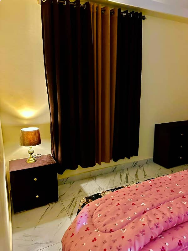 Par day short time furnished apartment available 8