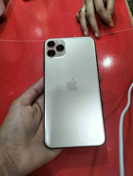 iphone 11 pro condition 10/10 bettry health 89 4