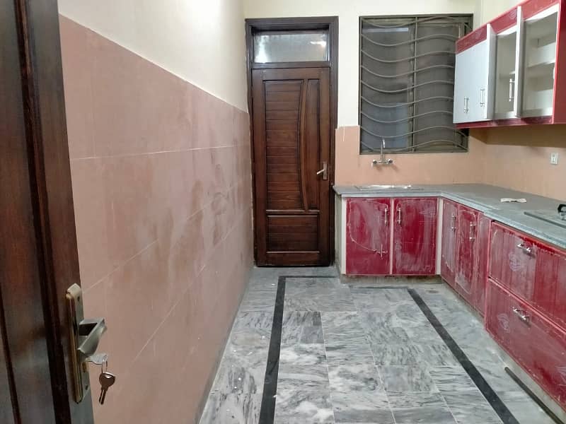 I-8/2 GROUND FLOOR NEAR TO SHIFA AND METRO STATION BEST FOR SHORT FAMILIES 21