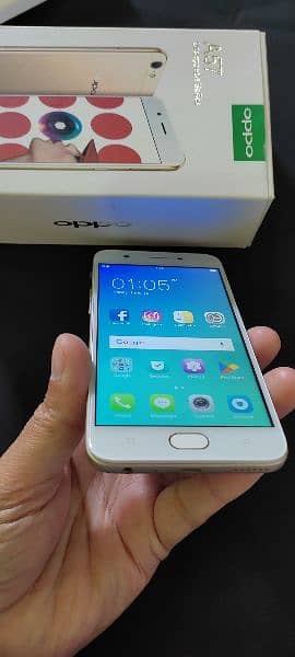 OPPO A57 4+64 for sale with complete box . 03334812233 6