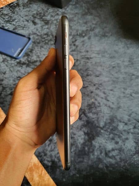 Iphone 7 Plus 128 Gb Non PTA Factory Unlocked 4