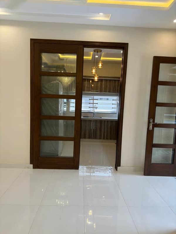 10 Marla House For Sale In Jinnah Block Bahria Town Lahore 33