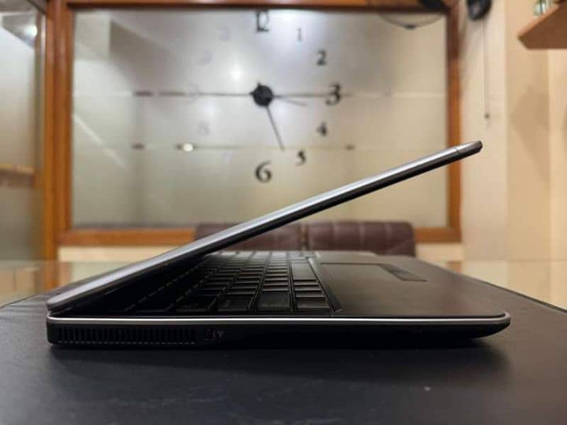 DELL LATITUDE ULTRA SLIM LAPTOP CORE I5 4th GENERATION 2