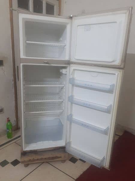 Refrigerator for sale 7