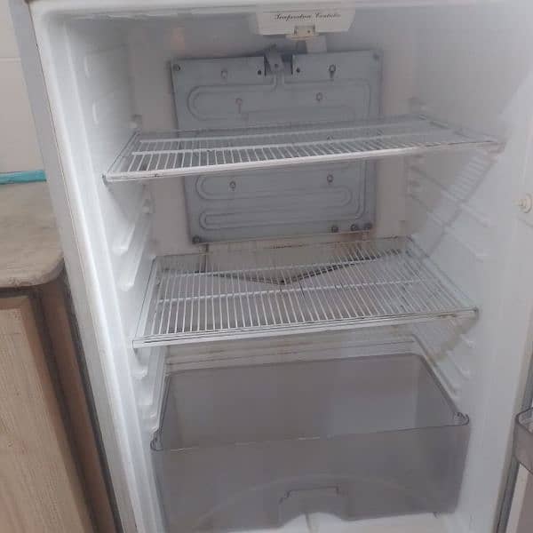 dawlance fridge 3